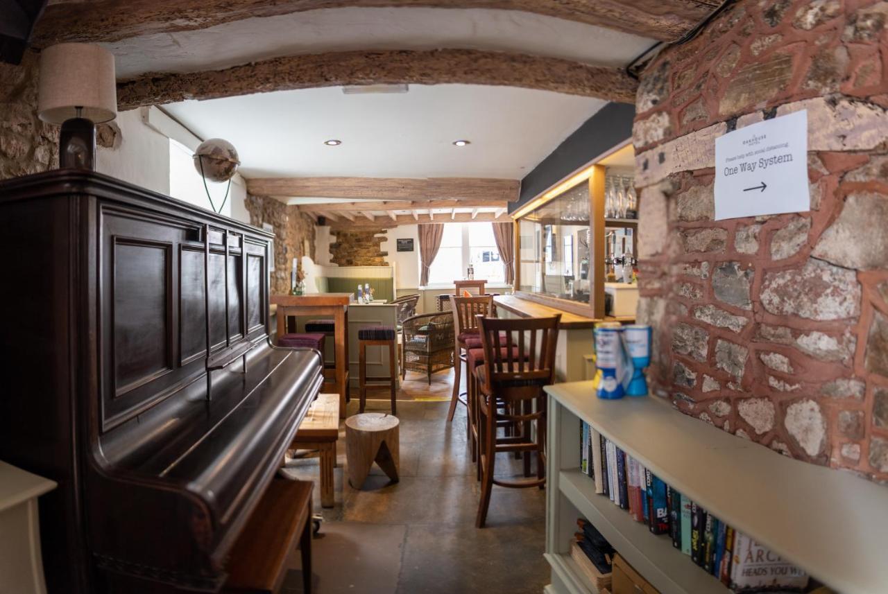 Отель The Oak House Axbridge Экстерьер фото The interior of the Old Post Office