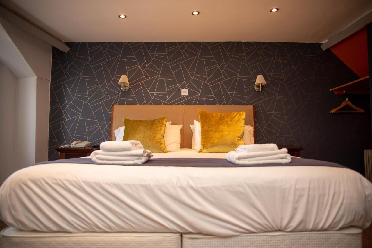 Отель The Oak House Axbridge Экстерьер фото A bedroom at the hotel