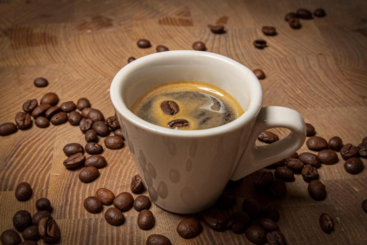 Отель The Oak House Axbridge Экстерьер фото Coffee